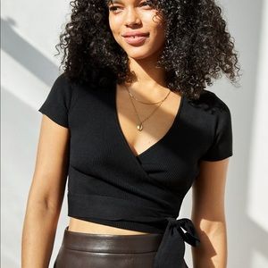 ARITZIA | Wilfred “All Tied Up Sweater”